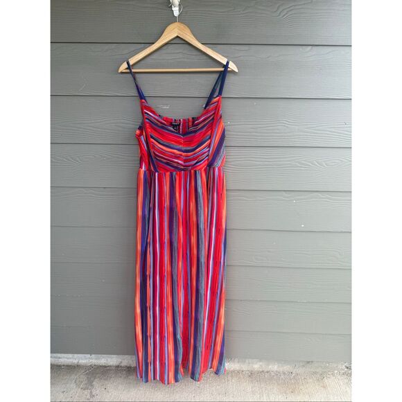 Torrid Maxi chiffon pleated dress - Picture 2 of 6